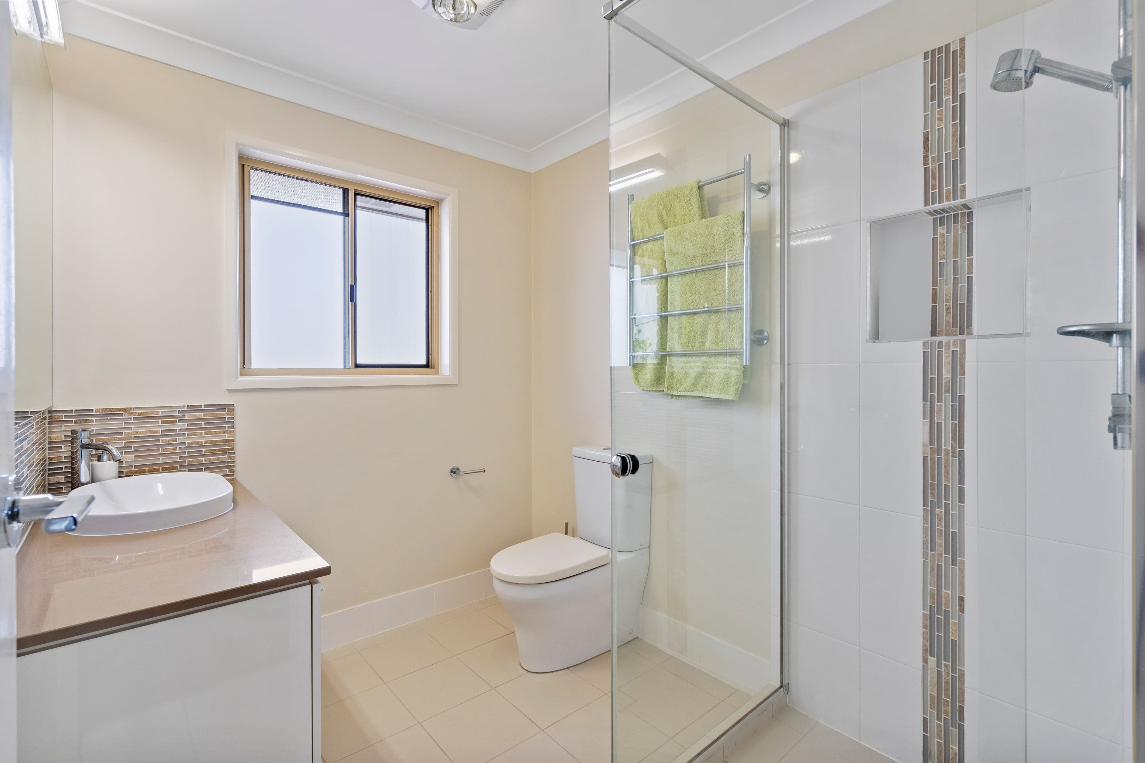 9 Norell Place, Eight Mile Plains QLD 4113, Eight Mile Plains - Thumbnail 6
