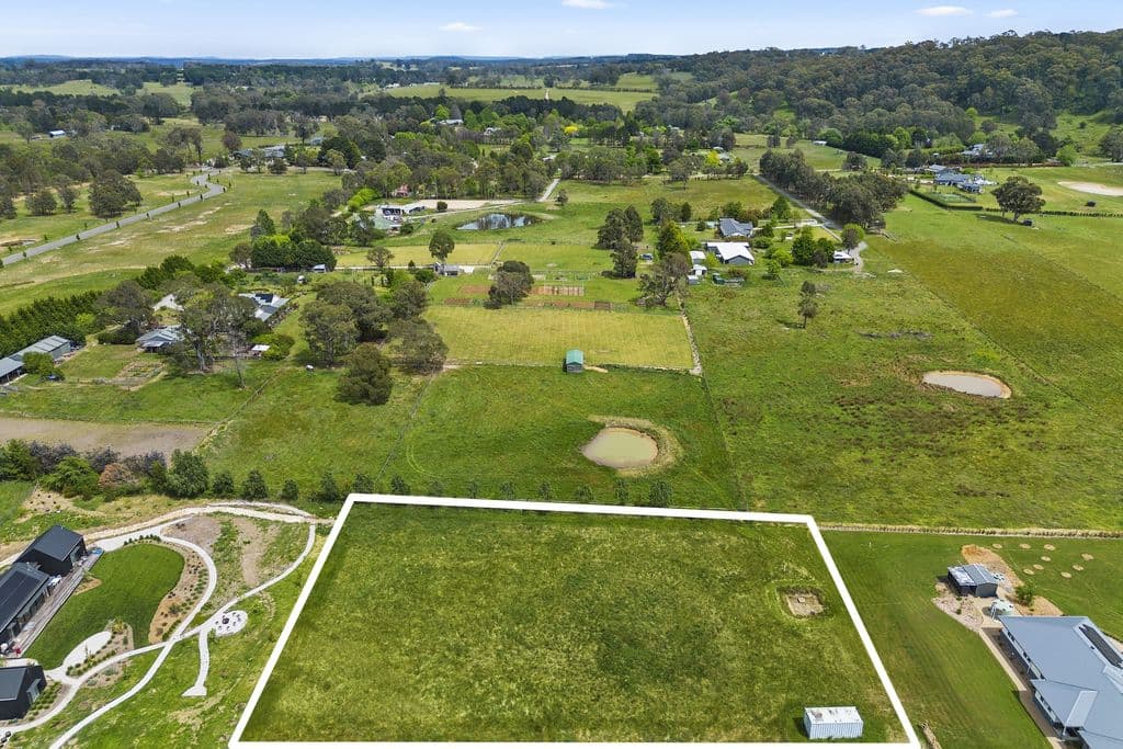 41 Heritage Drive, Bundanoon - Image 1