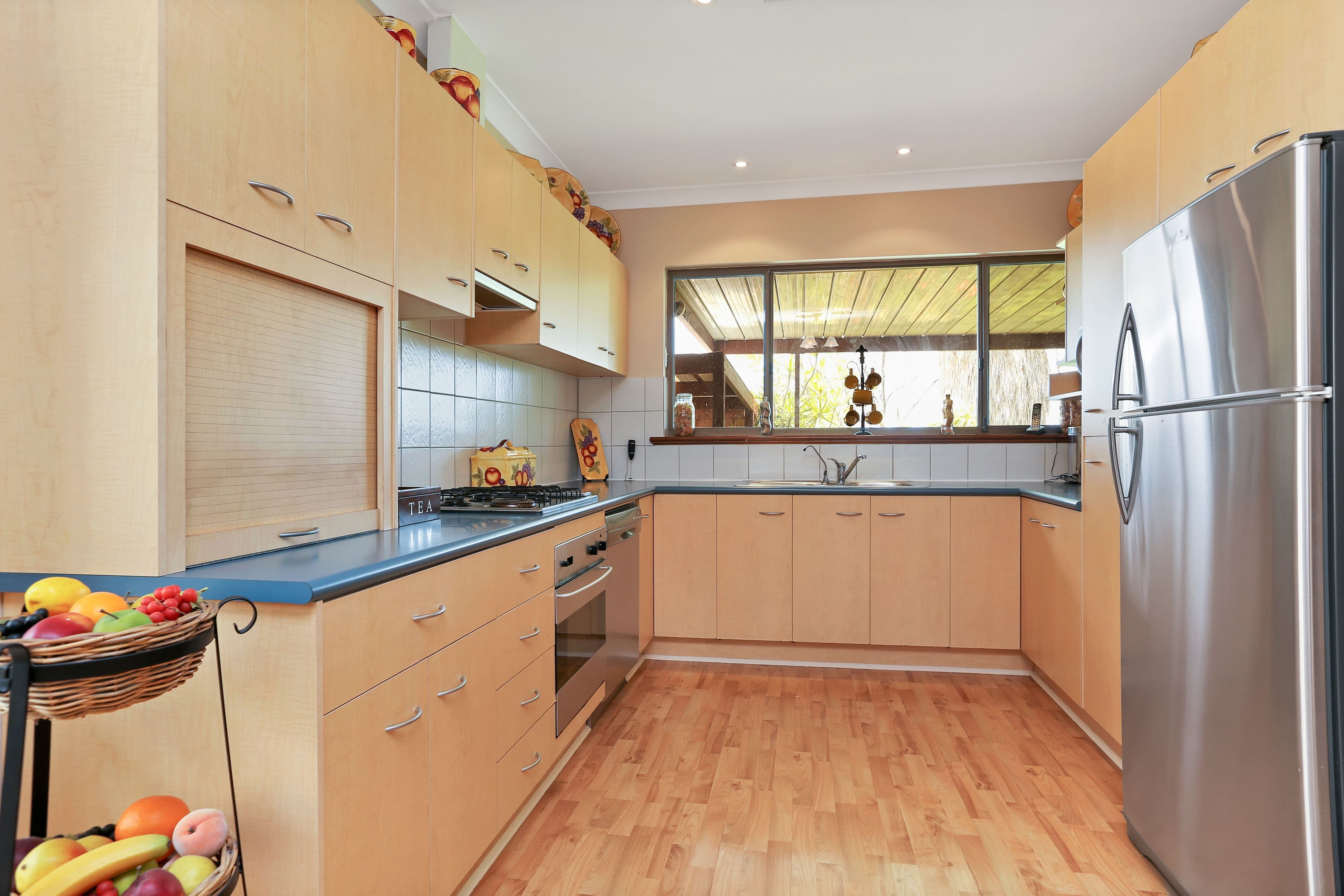 87 Eyre Crescent, Valley View SA 5093, Valley View - Thumbnail 5