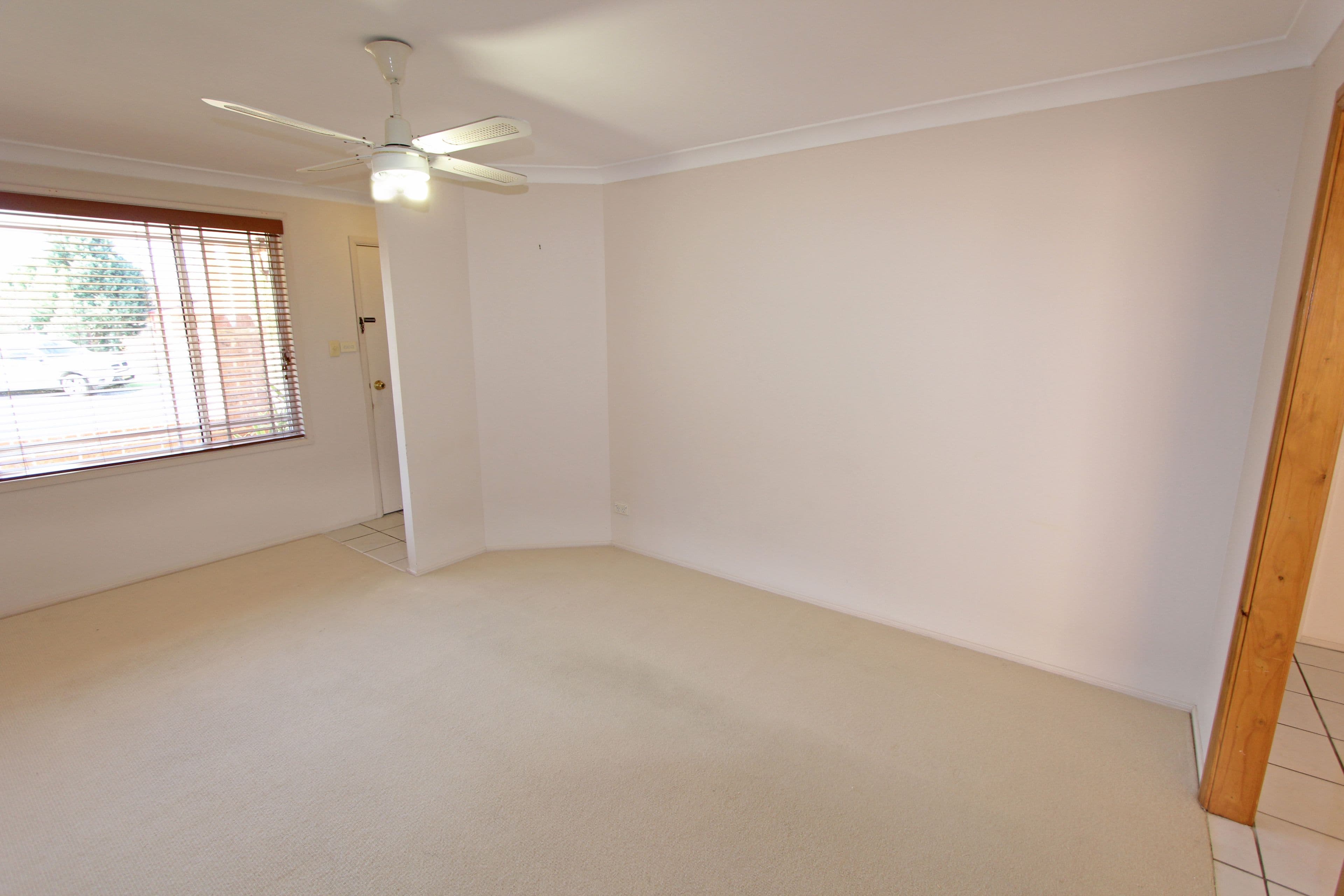 10 Monica Grove, Mardi - Thumbnail 3