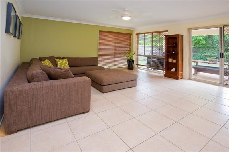 18 Vaucluse Place, MANSFIELD QLD 4122, Mansfield - Thumbnail 4