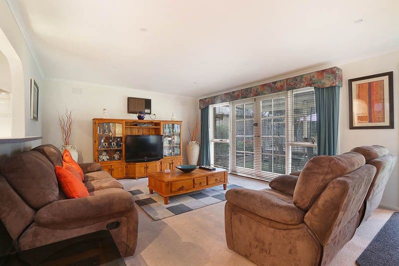 36 Lynn Drive, Ferntree Gully VIC 3156, Ferntree Gully - Thumbnail 2