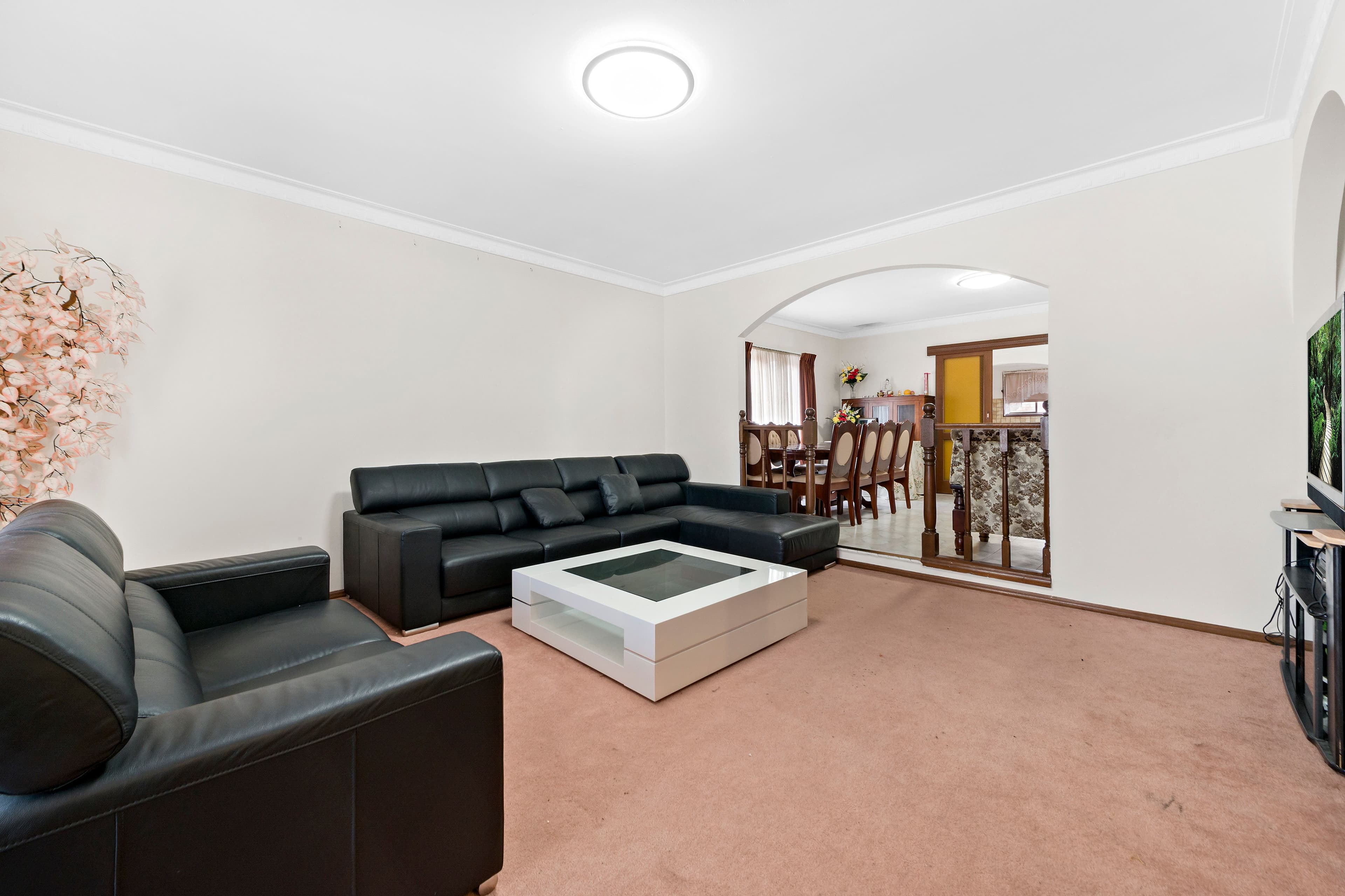 6 Fernshaw Street, Thomastown VIC 3074, Thomastown - Thumbnail 2