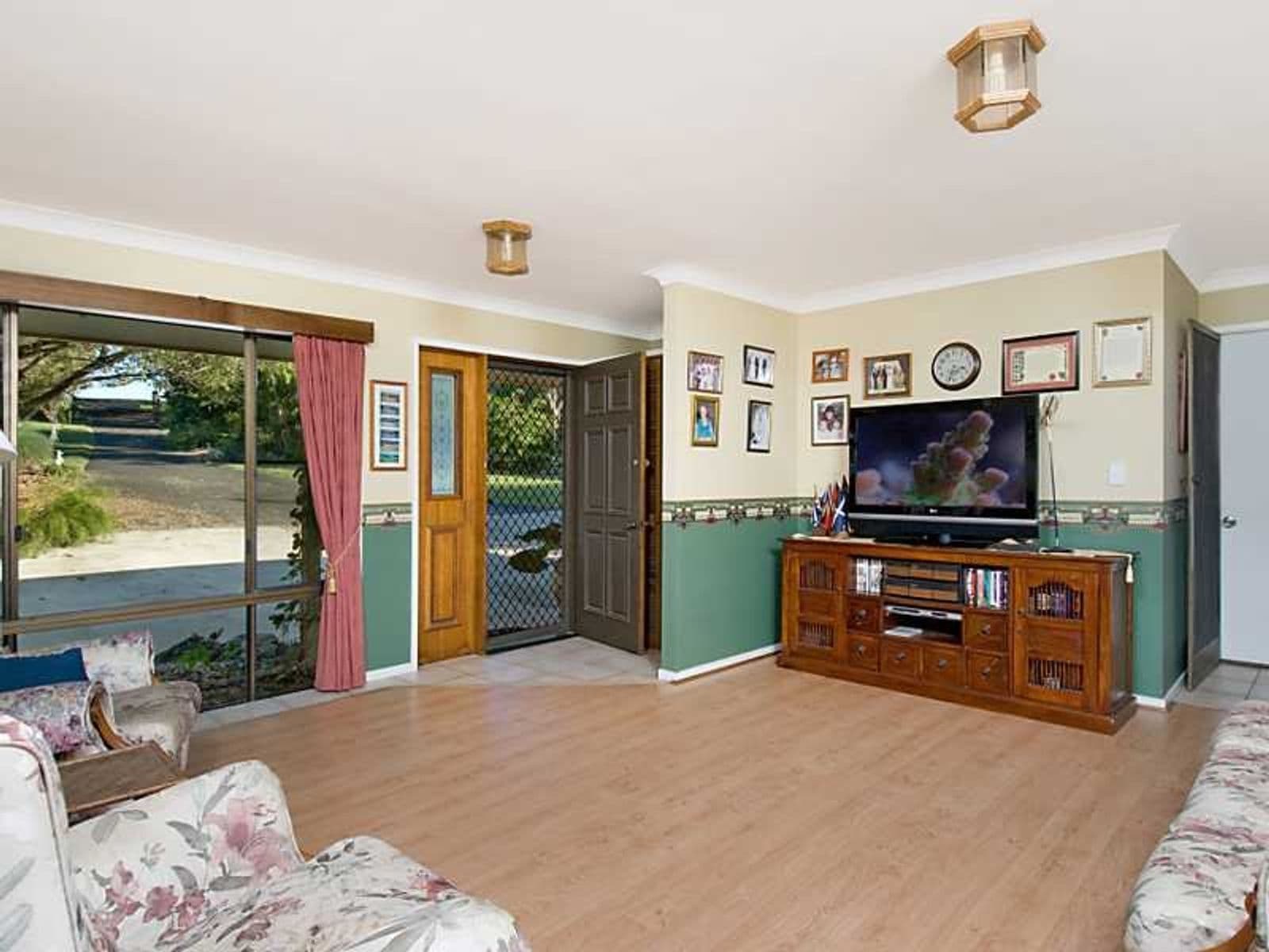 29 Grace Road, Bexhill - Thumbnail 5