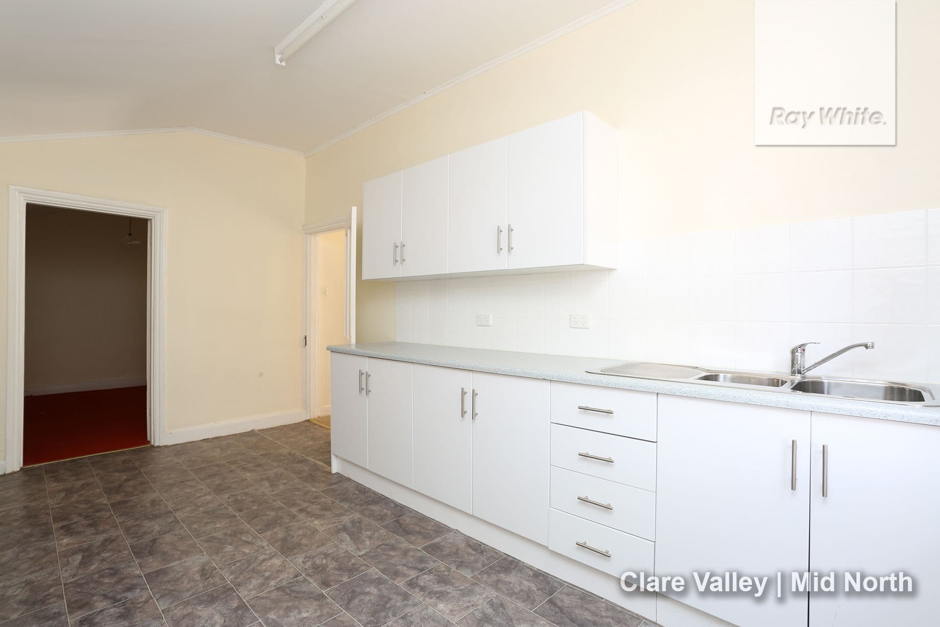 27 Odenwald Road, Eaglemont, Eaglemont - Thumbnail 2