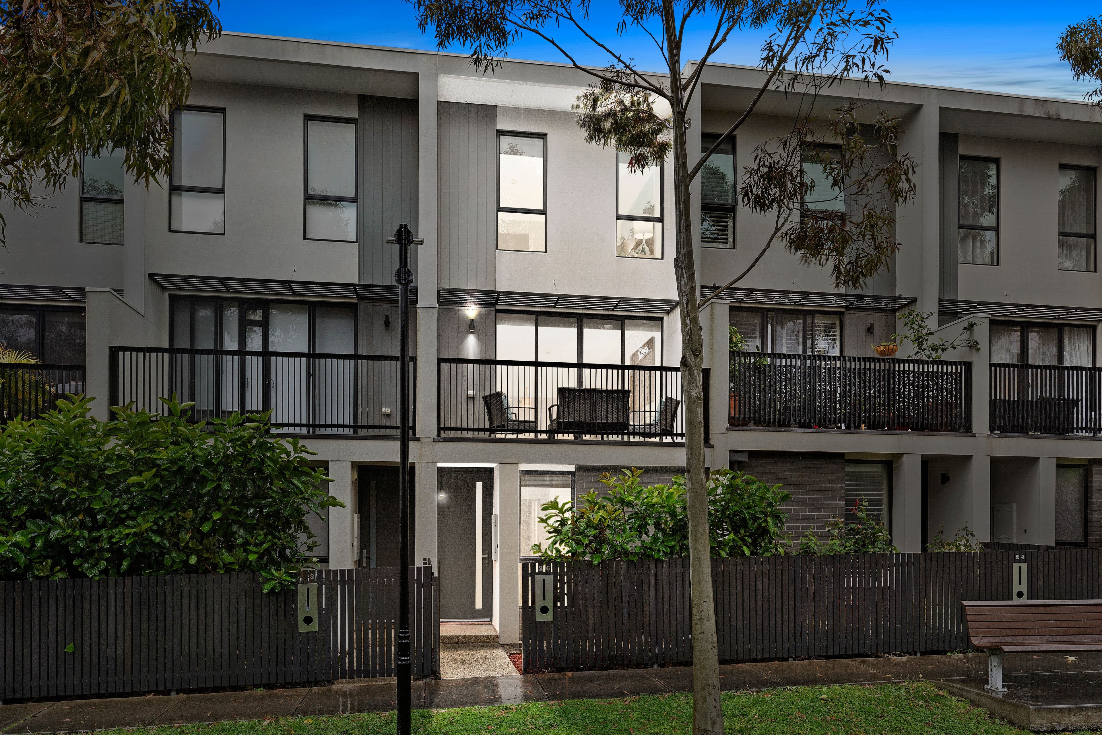 26 Central Park Walk, Cheltenham VIC 3192, Cheltenham - Thumbnail 2