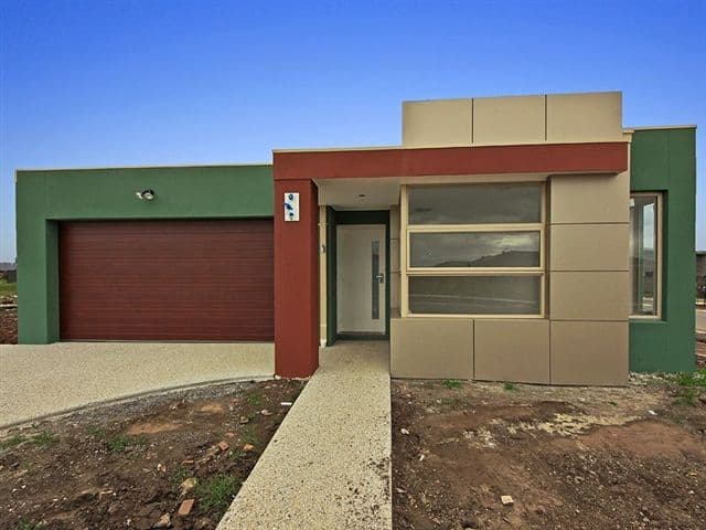 35 Moor Park Drive, CRAIGIEBURN VIC 3064, Craigieburn - Image 1