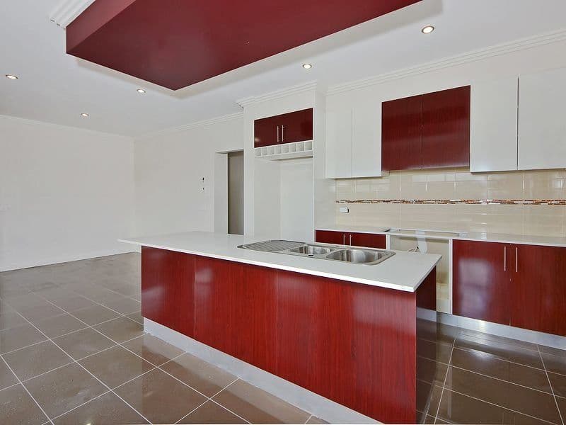 35 Moor Park Drive, CRAIGIEBURN VIC 3064, Craigieburn - Thumbnail 2