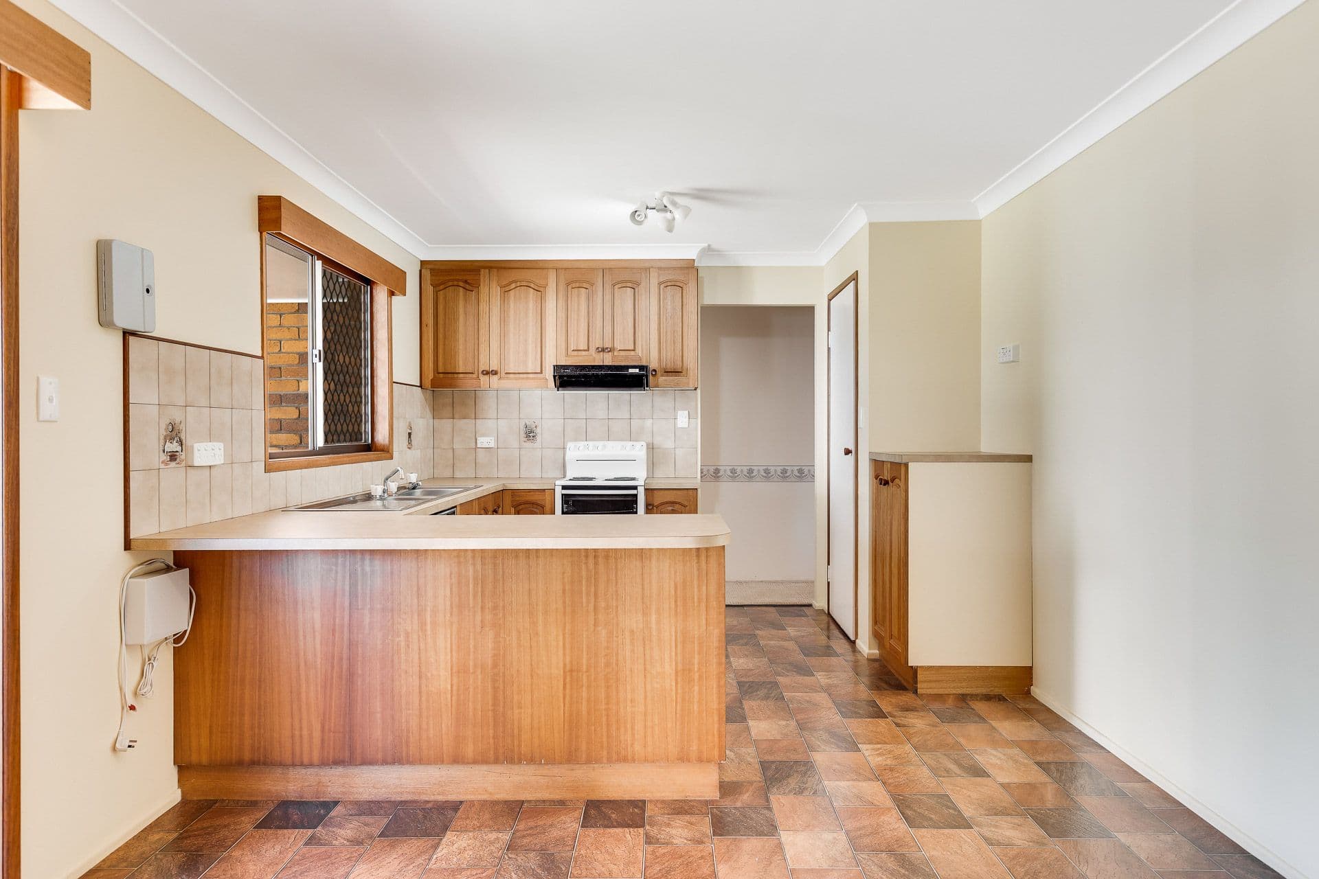 27 Claire Street, Centenary Heights QLD 4350, Centenary Heights - Thumbnail 7