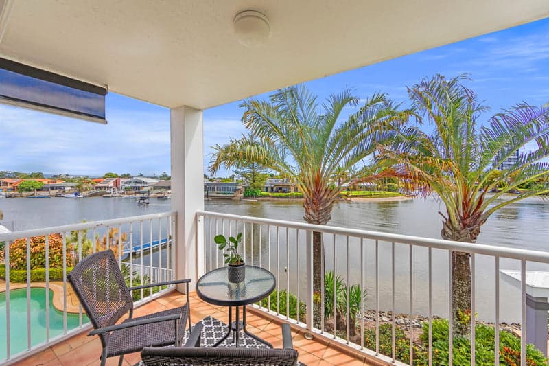 11 Taylor Street, Biggera Waters - Thumbnail 2