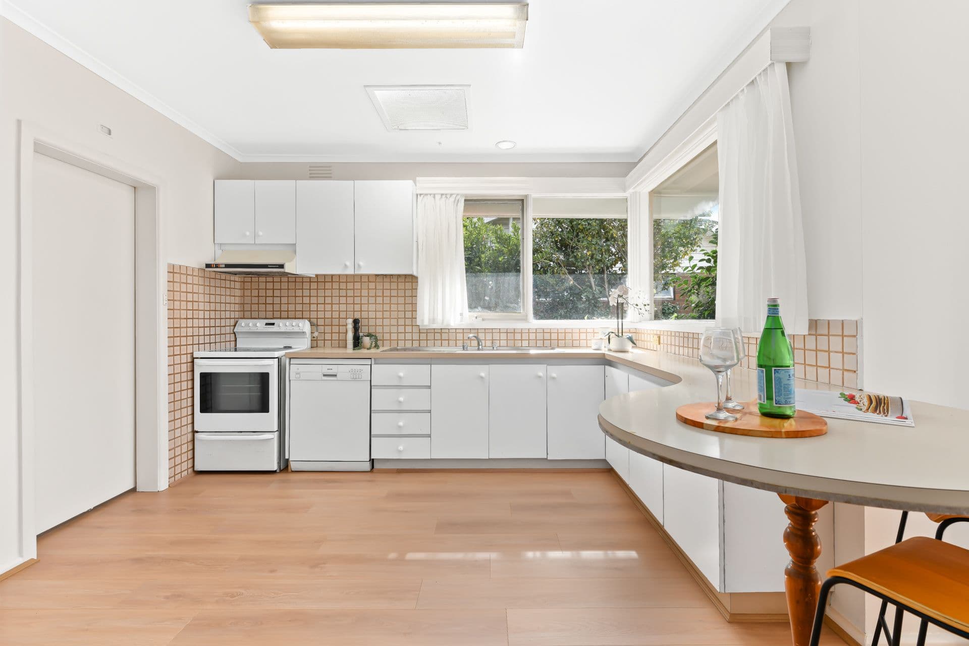 13 Clivejay Street, Glen Waverley VIC 3150, Glen Waverley - Thumbnail 8