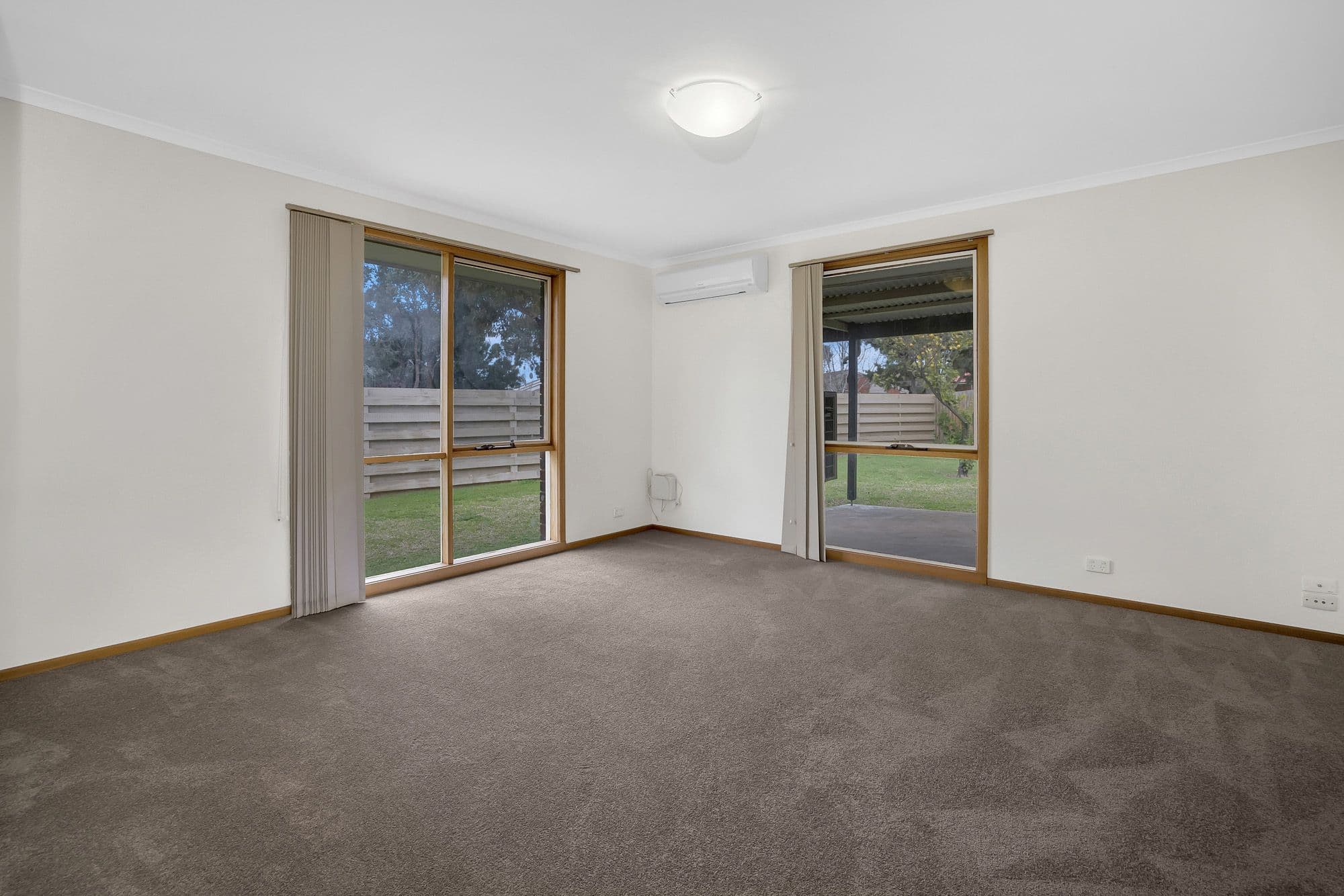 14 Flinders Crescent, Wyndham Vale VIC 3024, Wyndham Vale - Thumbnail 2