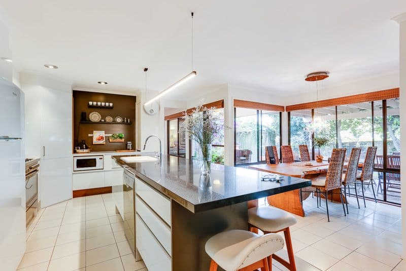 17 Avondale Road, Sinnamon Park QLD 4073, Sinnamon Park - Thumbnail 5