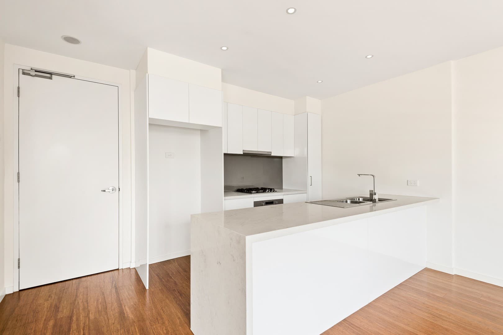 205/927 Doncaster Road, Doncaster East, VIC 3109, Doncaster East - Image 1
