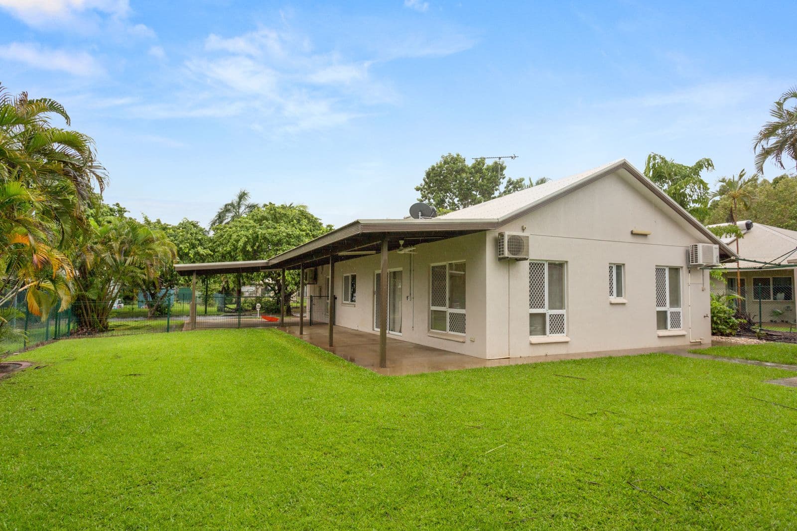 2 Deakin Place, Durack NT 0830, Durack - Thumbnail 2