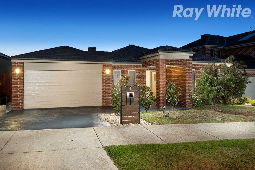 4 Graffs Avenue, Doreen VIC 3754, Doreen - Image 1