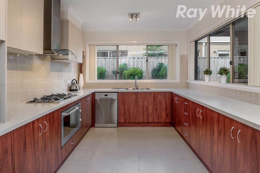 4 Graffs Avenue, Doreen VIC 3754, Doreen - Thumbnail 2