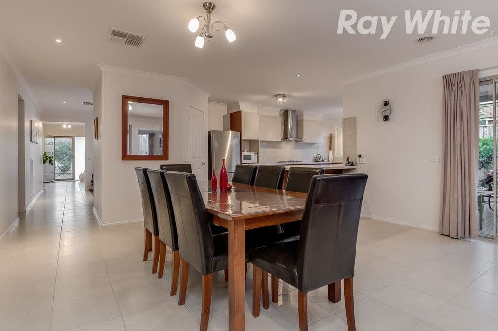 4 Graffs Avenue, Doreen VIC 3754, Doreen - Thumbnail 4
