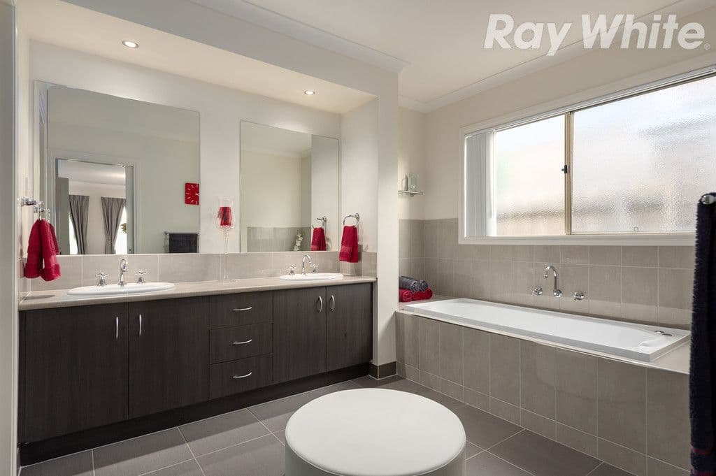 4 Graffs Avenue, Doreen VIC 3754, Doreen - Thumbnail 7
