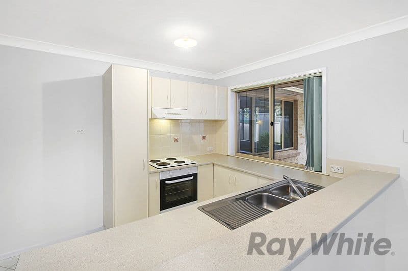 18 Rosella Circuit, BLUE HAVEN NSW 2262, Blue Haven - Thumbnail 2