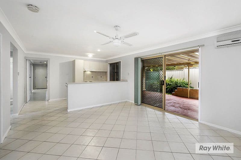 18 Rosella Circuit, BLUE HAVEN NSW 2262, Blue Haven - Thumbnail 4