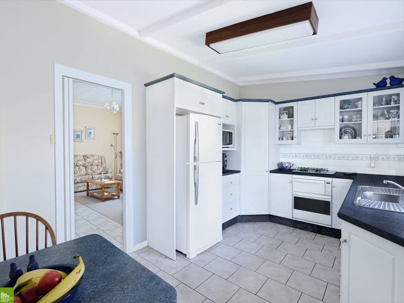 42 Little Lake Crescent, WARILLA NSW 2528, Warilla - Thumbnail 2