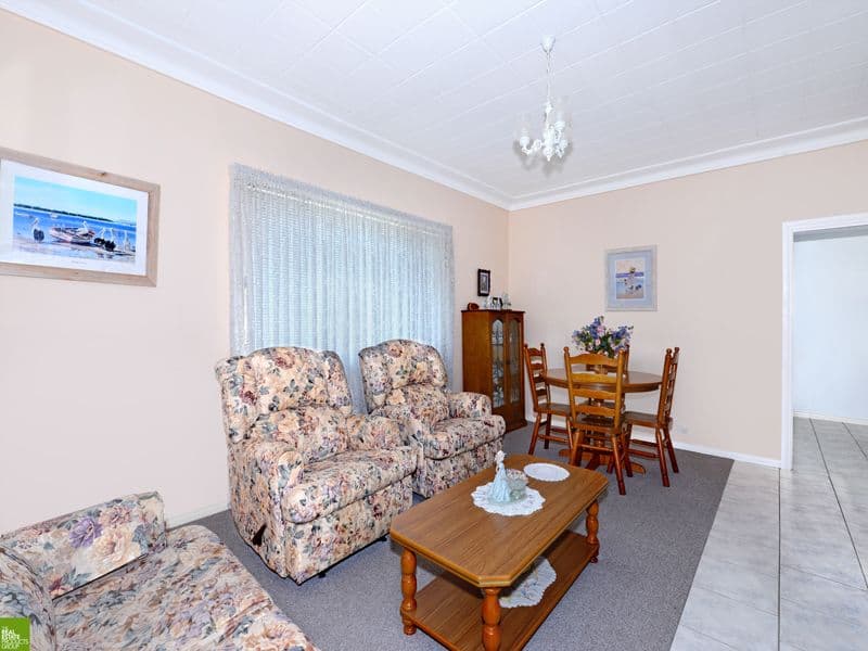 42 Little Lake Crescent, WARILLA NSW 2528, Warilla - Thumbnail 3