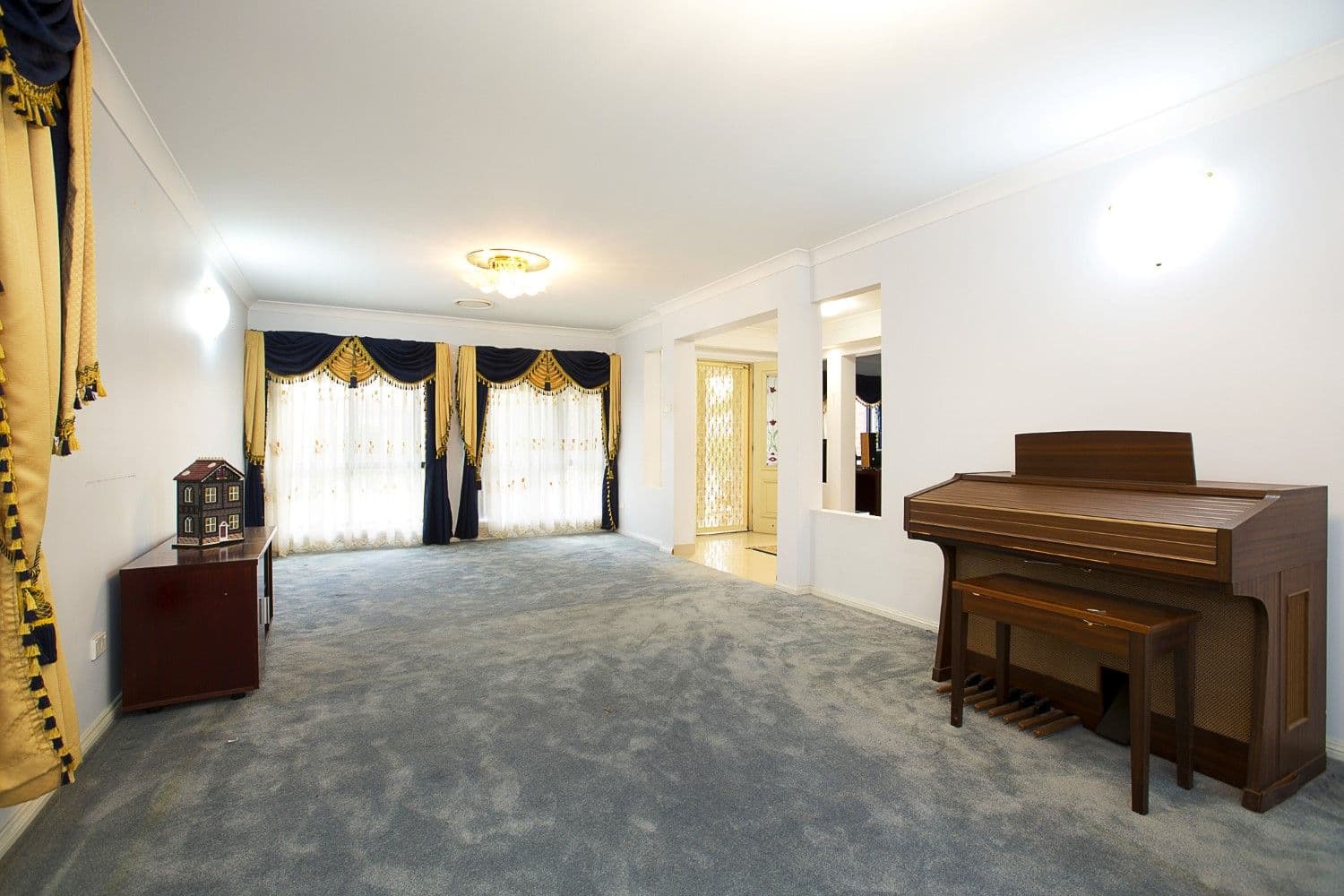 71 Ridgetop Drive, Glenmore Park - Thumbnail 3