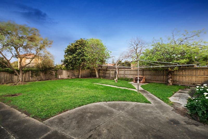 18 Highland Avenue, OAKLEIGH EAST VIC 3166, Oakleigh East - Thumbnail 2