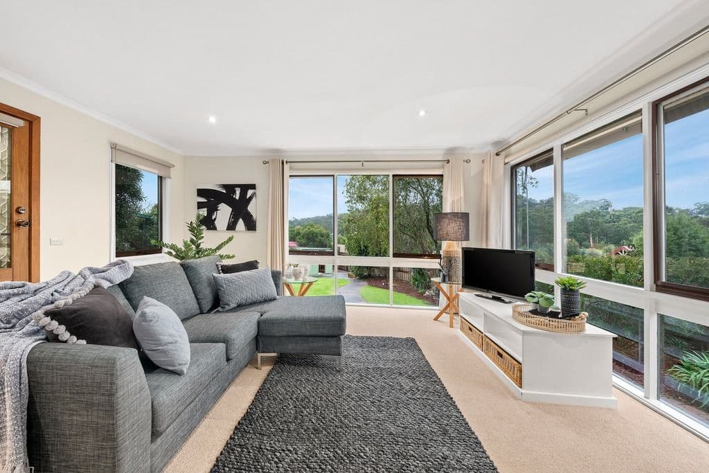 2 Chusan Court, Diamond Creek VIC 3089, Diamond Creek - Thumbnail 4
