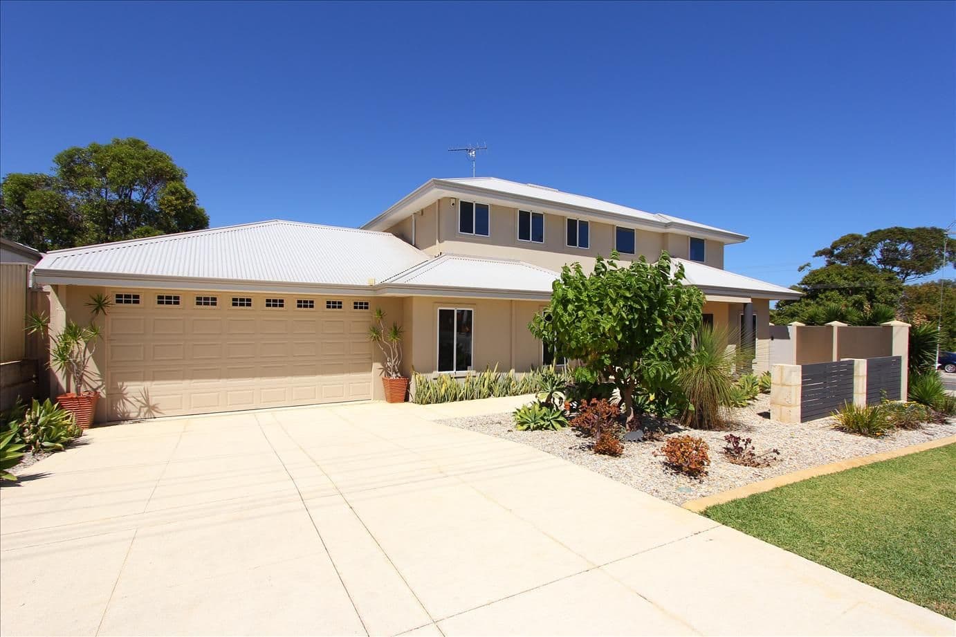 12 Cygnet Street, KALLAROO WA 6025, Kallaroo - Image 1