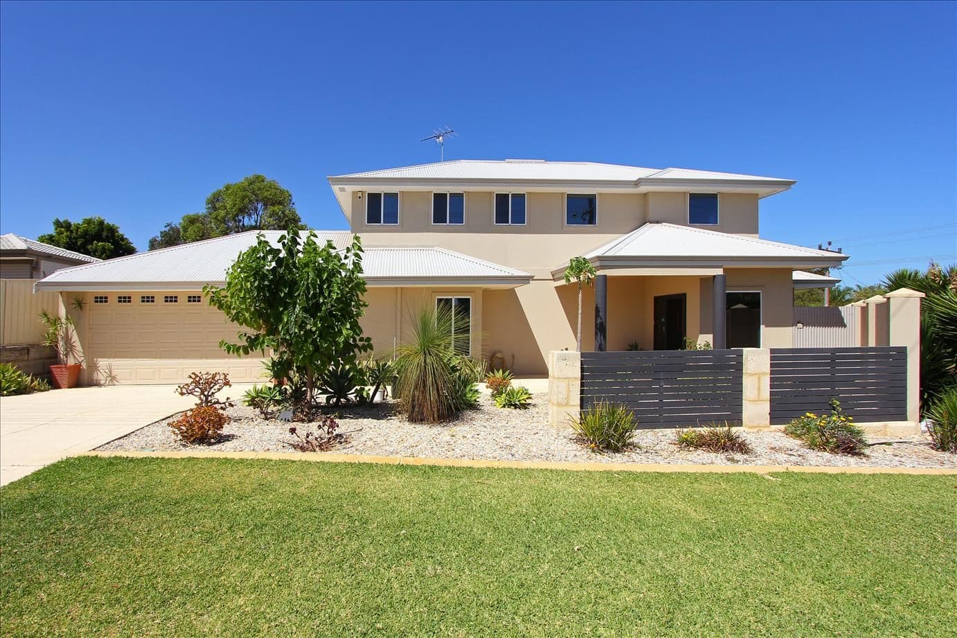 12 Cygnet Street, KALLAROO WA 6025, Kallaroo - Thumbnail 2