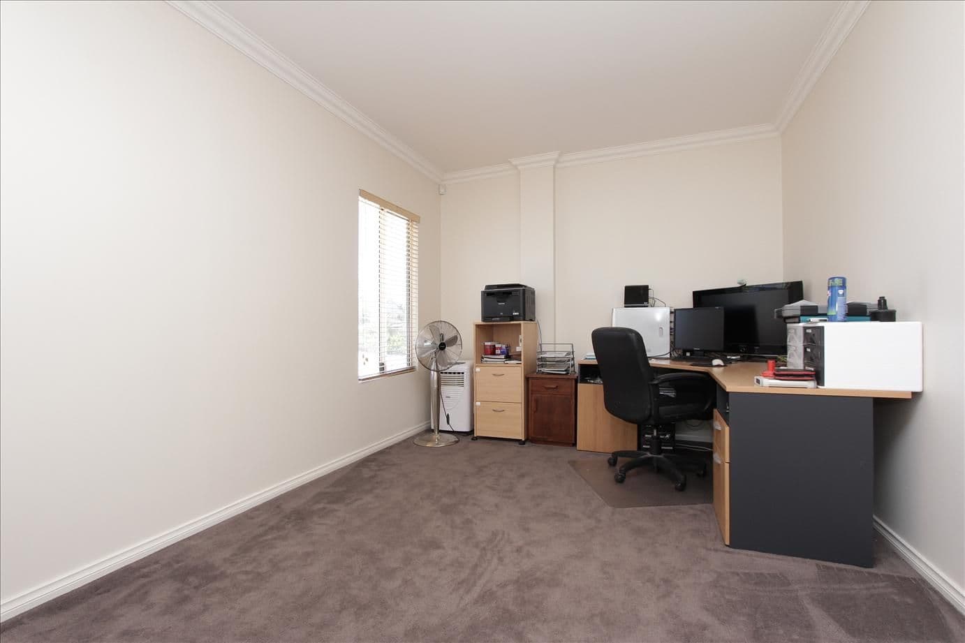 12 Cygnet Street, KALLAROO WA 6025, Kallaroo - Thumbnail 5