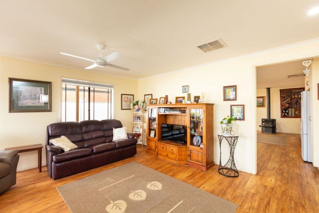 26 Canterbury Drive, Mildura VIC 3500, Mildura - Thumbnail 4