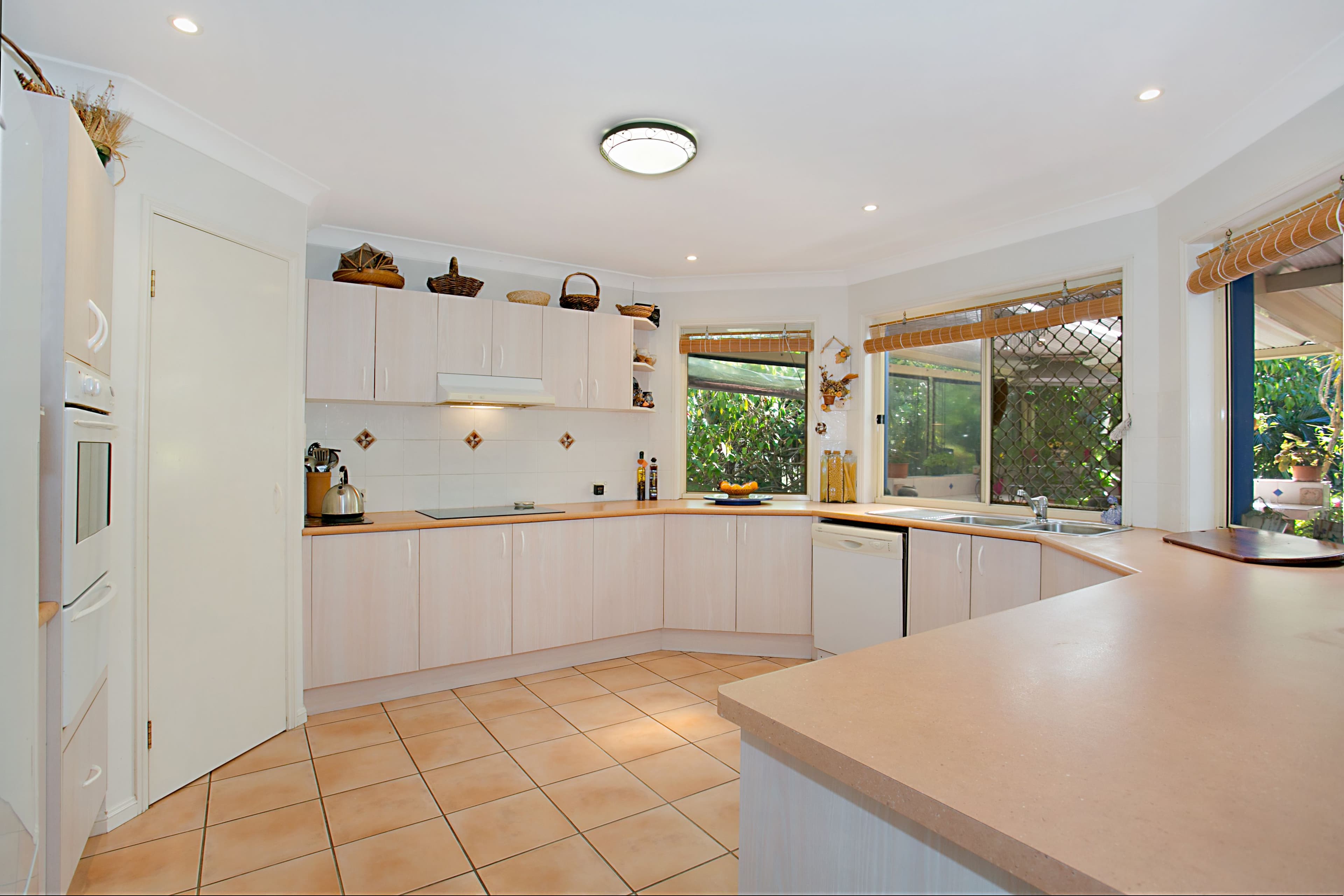 19 Lanai Drive, Burleigh Waters QLD 4220, Burleigh Waters - Thumbnail 7