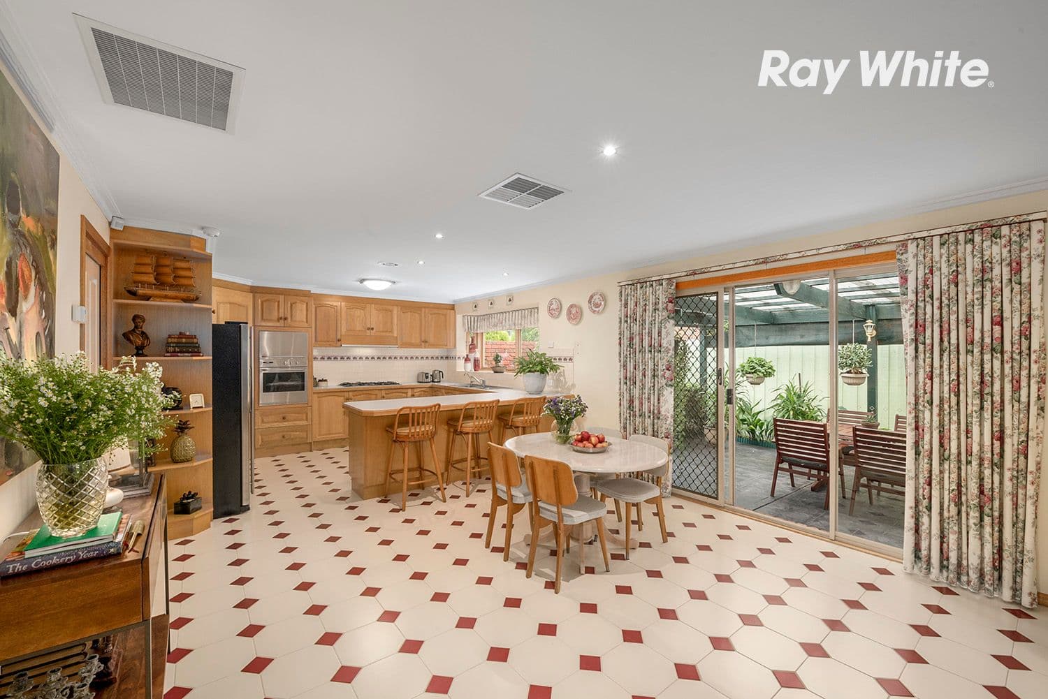 1 Wheatland Crescent, Dingley Village VIC 3172, Dingley Village - Thumbnail 5