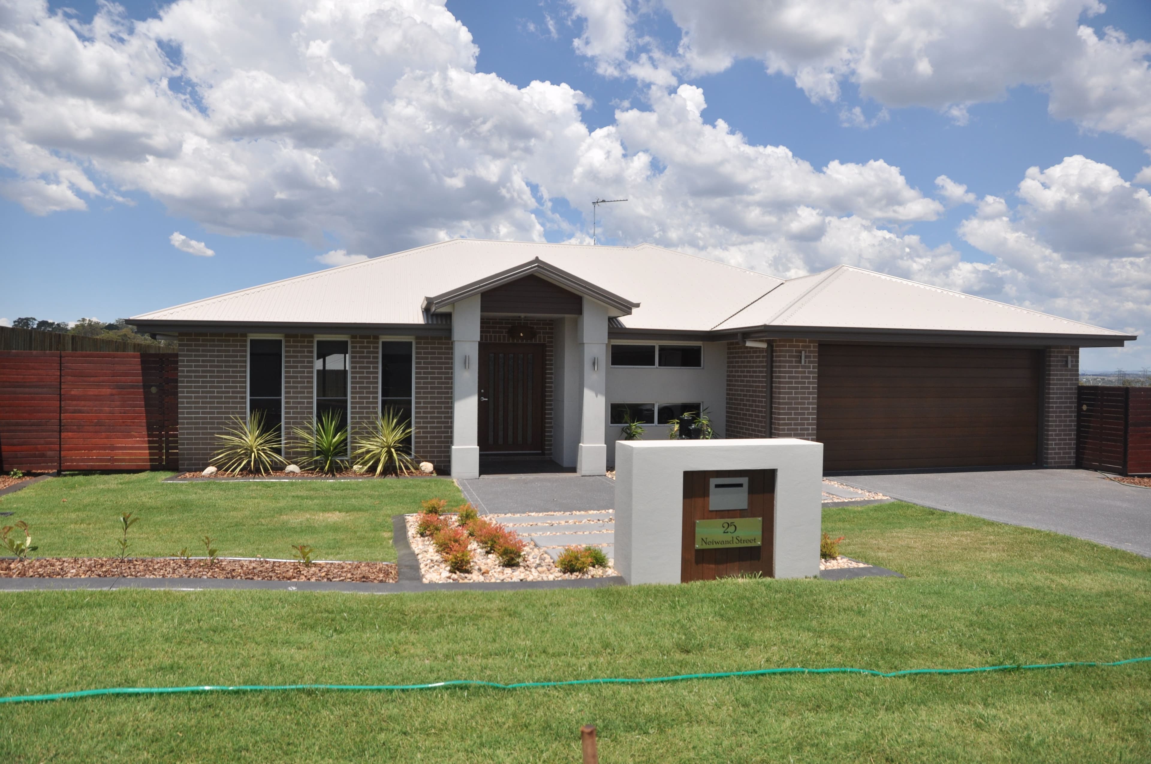 25 Neiwand Street, Kearneys Spring QLD 4350, Kearneys Spring - Image 1