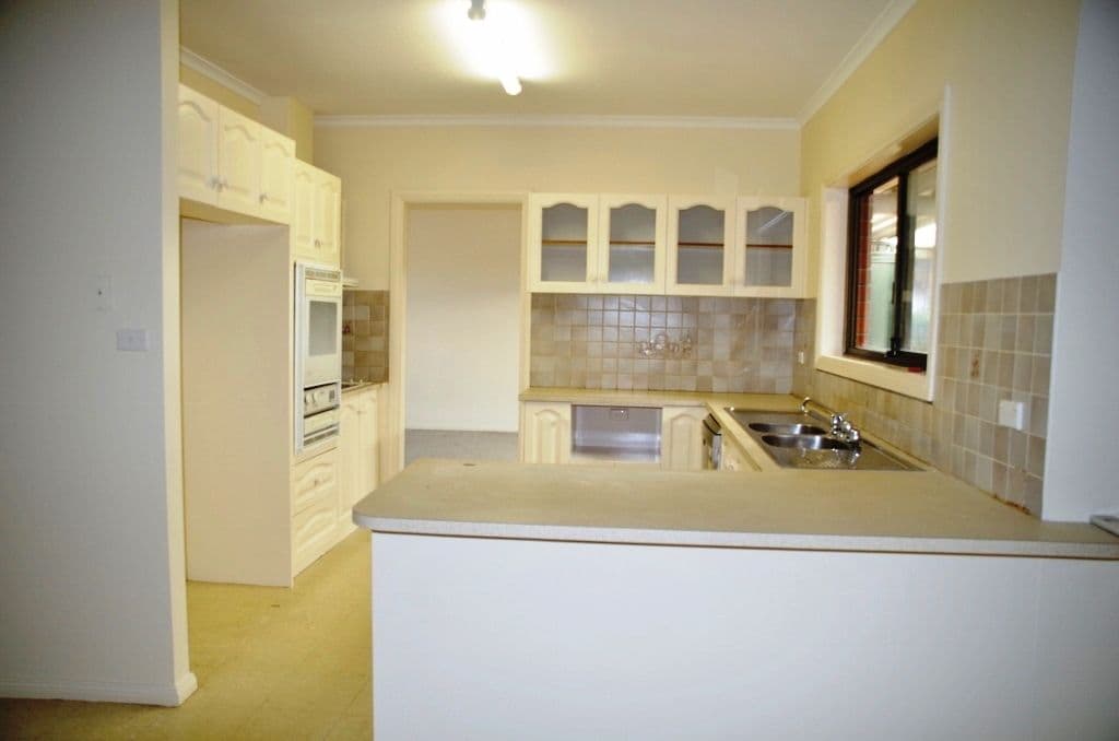 169 Twentyseventh Street, Renmark SA 5341, Renmark South - Thumbnail 5