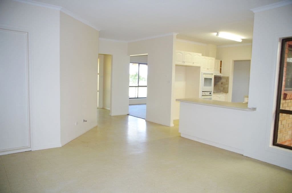 169 Twentyseventh Street, Renmark SA 5341, Renmark South - Thumbnail 6