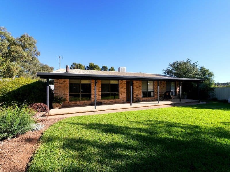 7 Mary Road, Cowra NSW 2794, Cowra - Image 1