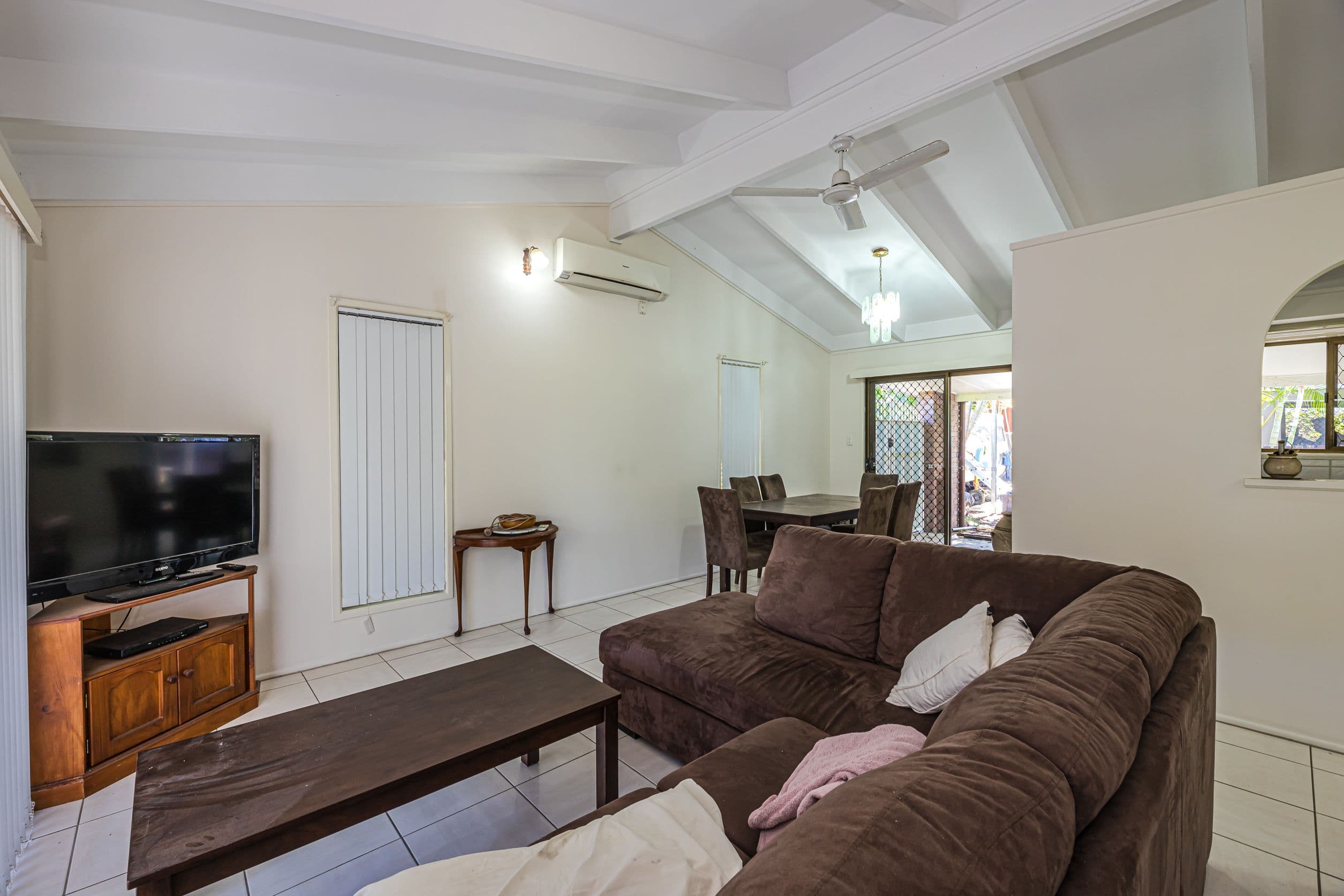 13 Alpinia Avenue, Banksia Beach QLD 4507, Banksia Beach - Thumbnail 3