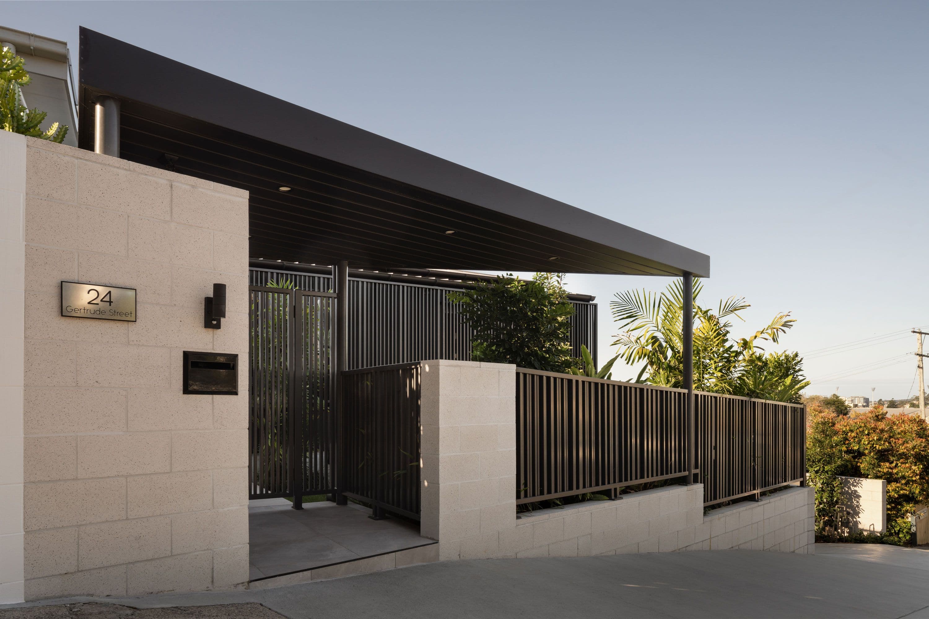 24 Gertrude Street, Highgate Hill QLD 4101, Highgate Hill - Thumbnail 2