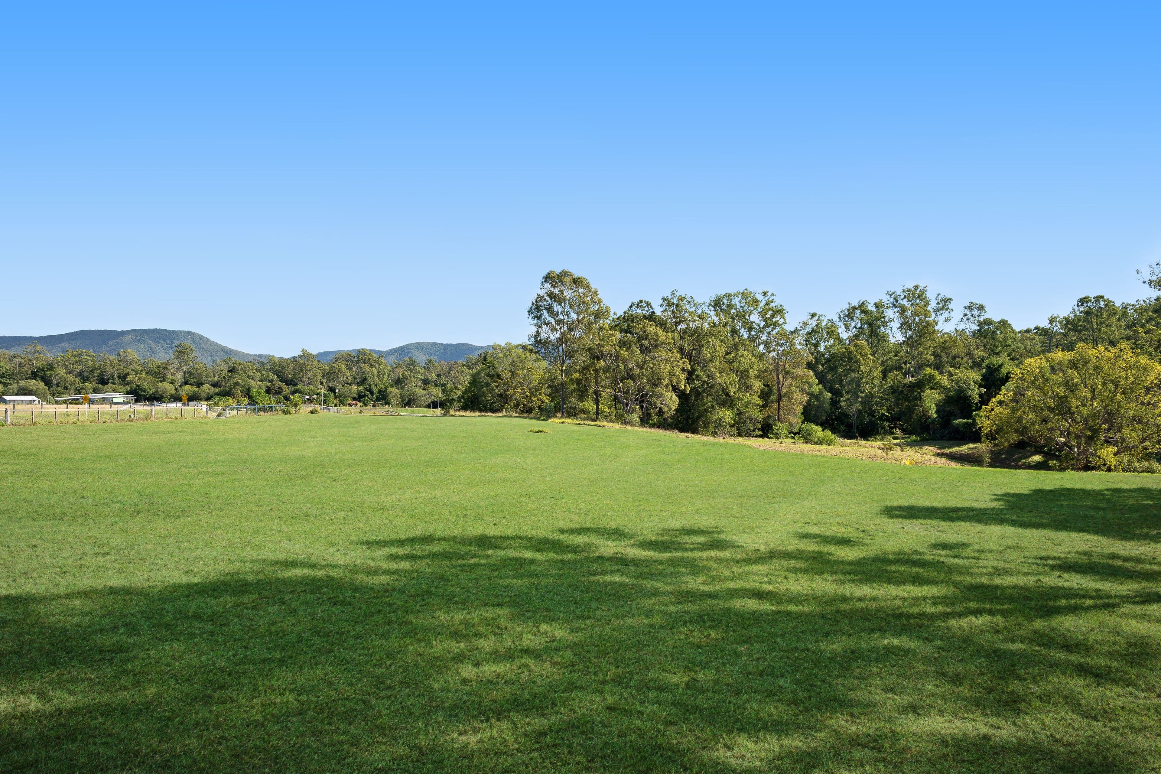 2 Madison Place, Camp Mountain QLD 4520, Camp Mountain - Thumbnail 4