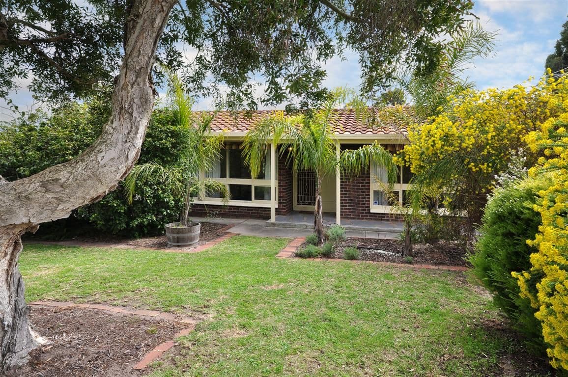 19 Glenloth Drive, HAPPY VALLEY SA 5159, Happy Valley - Image 1