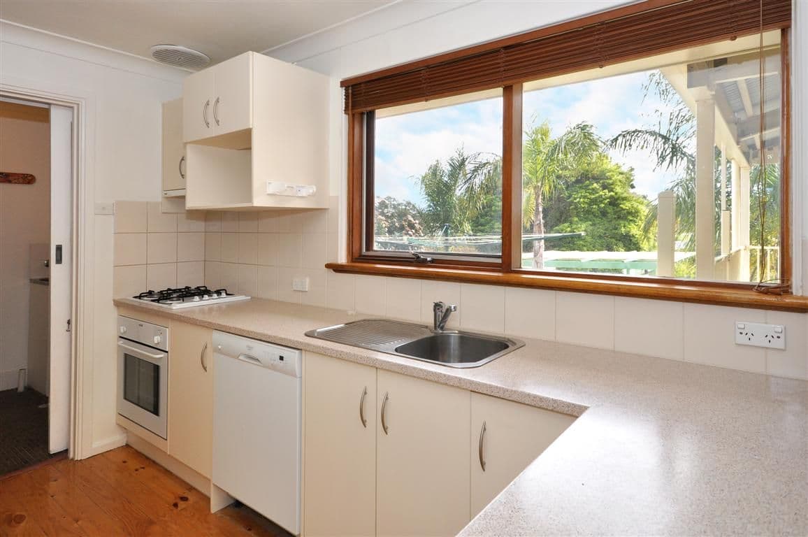 19 Glenloth Drive, HAPPY VALLEY SA 5159, Happy Valley - Thumbnail 2