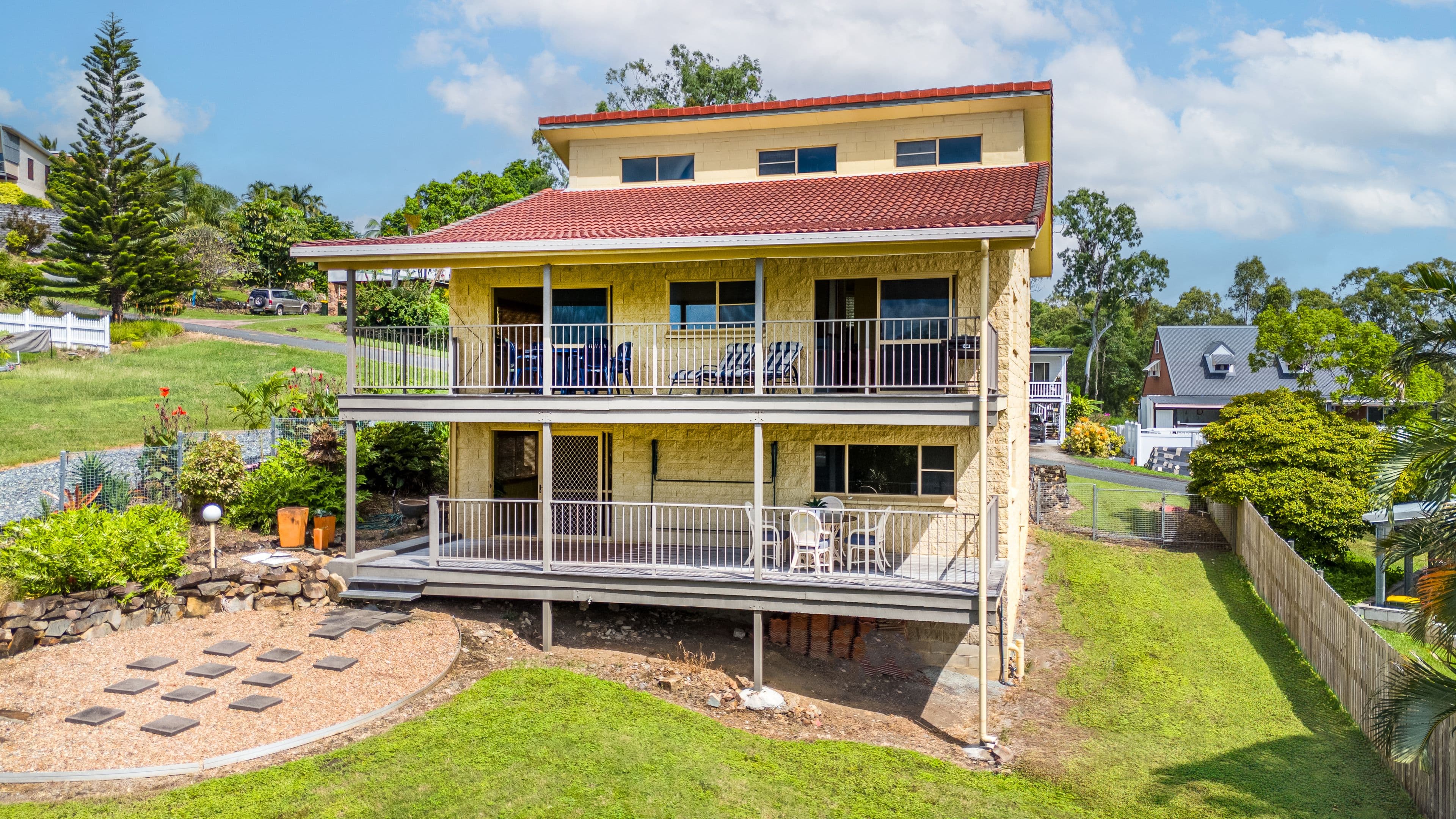 6 Alice Court, Cannonvale QLD 4802, Cannonvale - Image 1