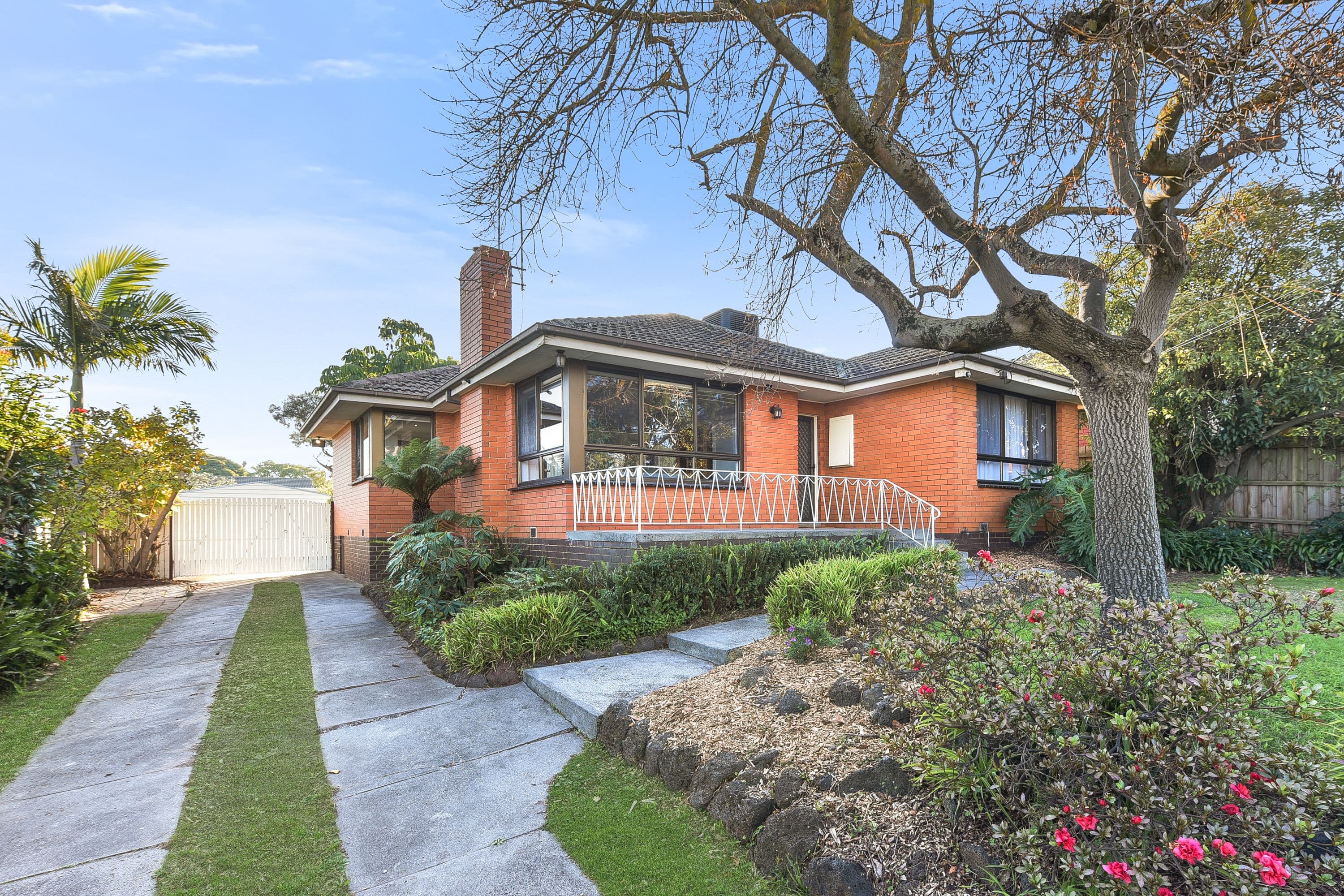 9 Curtis Avenue, Mount Waverley VIC 3149, Mount Waverley - Image 1