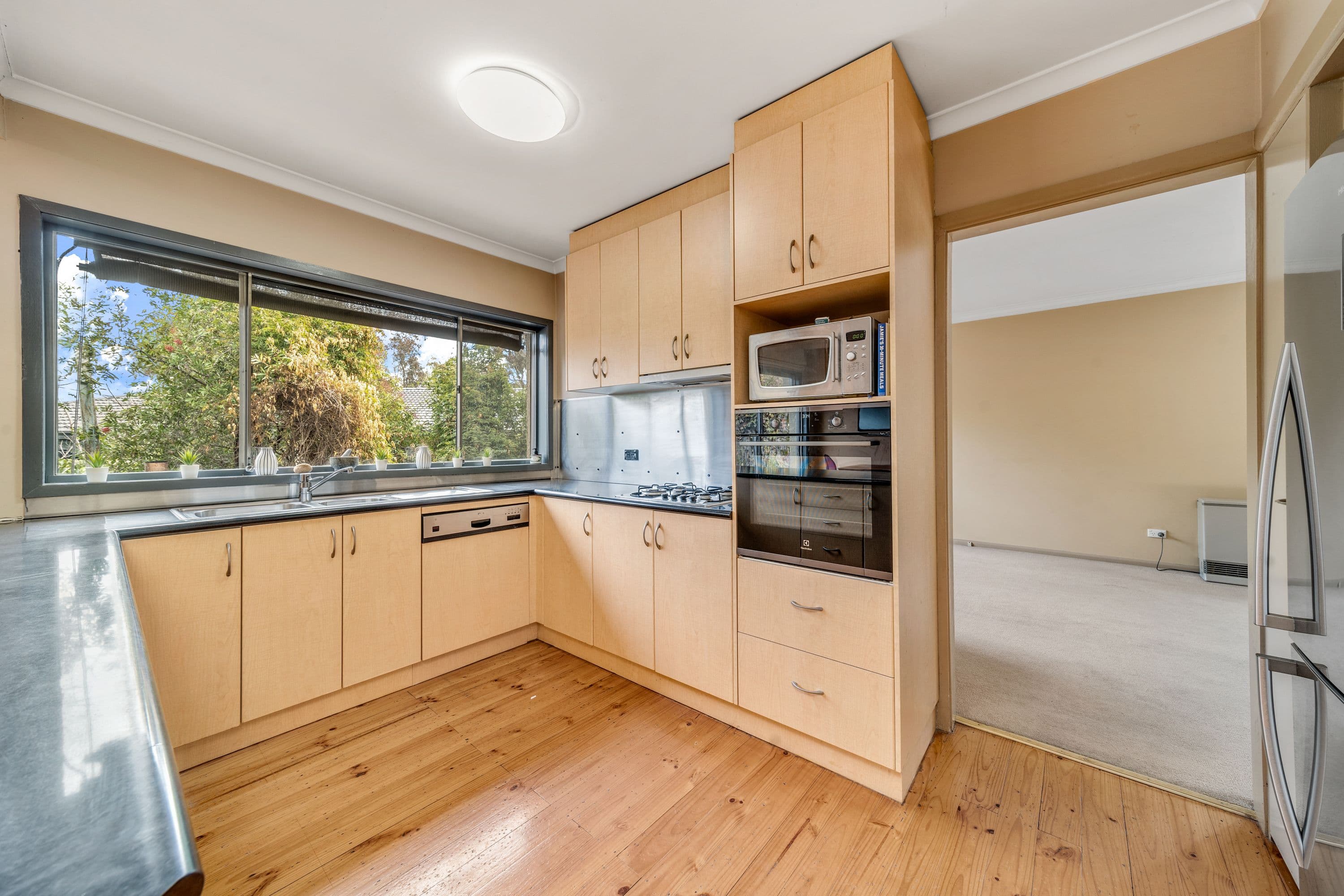 4 Richardson Street, Garran ACT 2605, Garran - Thumbnail 6