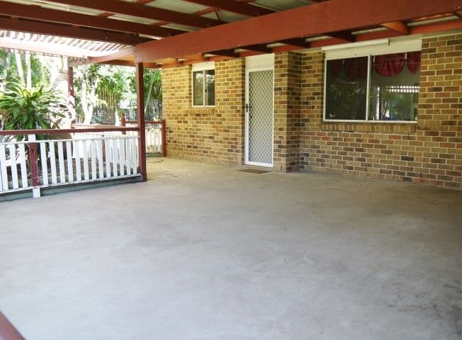 17 Clarance Drive, NEW AUCKLAND QLD 4680, New Auckland - Thumbnail 8