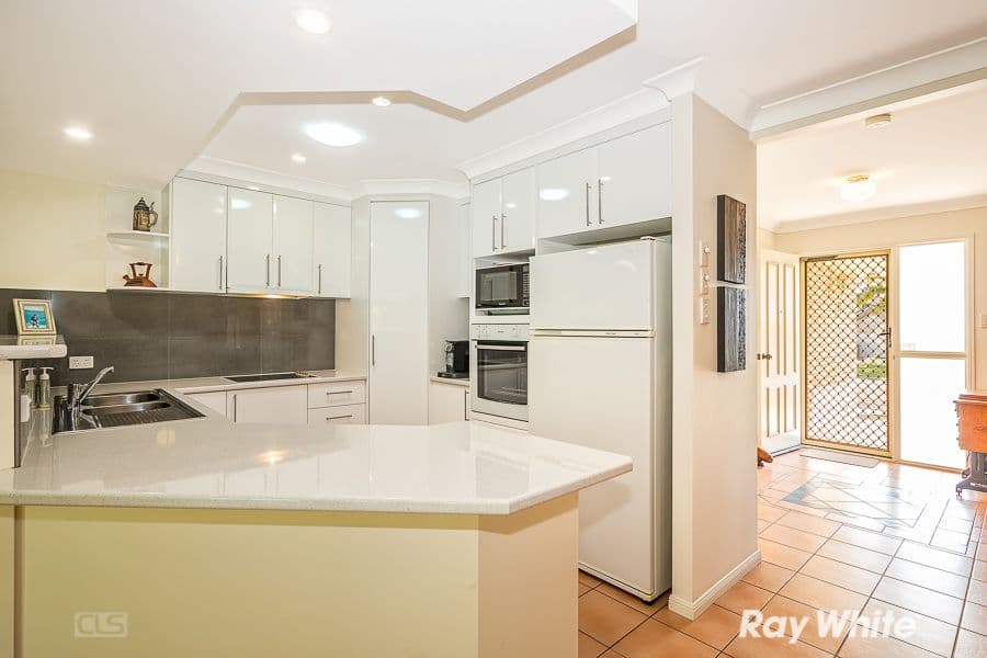 11 Pacific Drive, Banksia Beach QLD 4507, Banksia Beach - Thumbnail 3